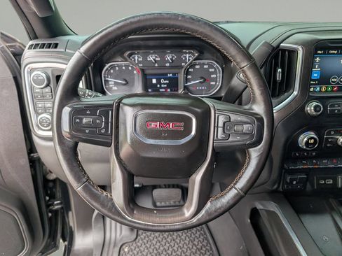 Used 2021 GMC Sierra 1500 AT4 w/ AT4 Preferred Package AWD/4WD image 21
