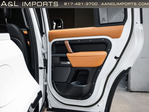 Used 2023 Land Rover Defender 110 X-Dynamic SE AWD/4WD image 58