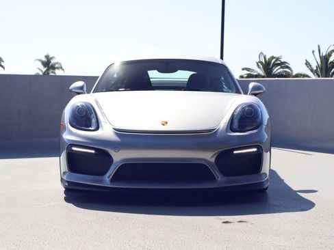 Certified 2016 Porsche Cayman GT4 image 6