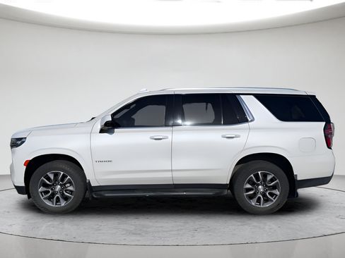 Used 2022 Chevrolet Tahoe LT w/ Luxury Package AWD/4WD image 6