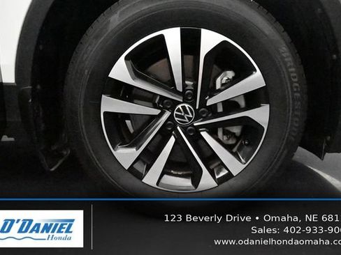 Used 2024 Volkswagen Tiguan S AWD/4WD image 43