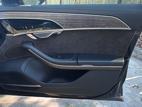 Used 2019 Audi A8 L 3.0T w/ Luxury Package image 30