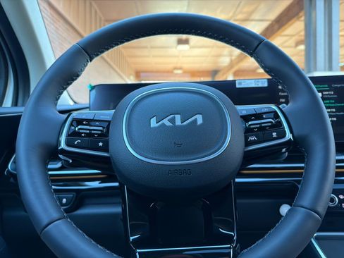 New 2026 Kia Carnival SX Prestige image 25