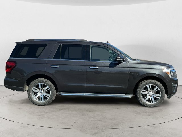 Certified 2022 Ford Expedition Limited AWD/4WD image 4