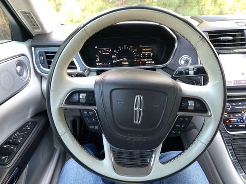 Used 2020 Lincoln Continental Black Label AWD/4WD image 13