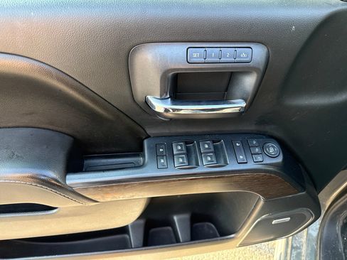 Used 2017 GMC Sierra 1500 Denali w/ Denali Ultimate Package AWD/4WD image 25
