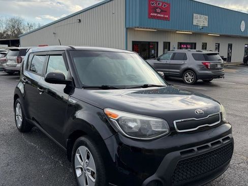 Used 2016 Kia Soul image 1