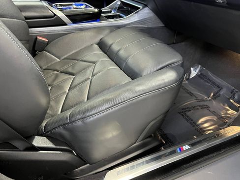 Used 2024 BMW 740i image 14