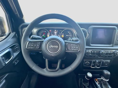 Used 2023 Jeep Wrangler Unlimited w/ Cold Weather Group AWD/4WD image 12