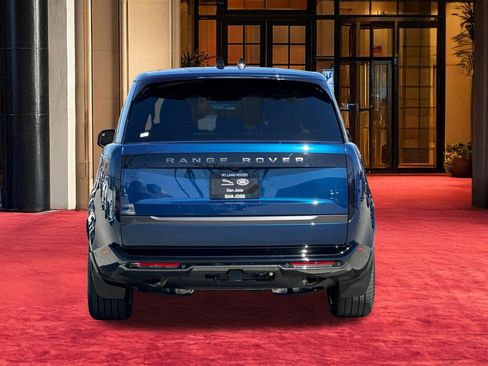 New 2026 Land Rover Range Rover Long Wheelbase SE image 11