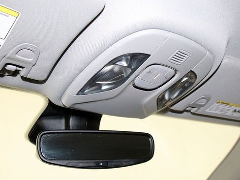 Used 2022 Jeep Compass Latitude image 22