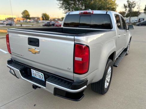 Used 2017 Chevrolet Colorado LT w/ LT Convenience Package image 6