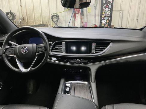 Certified 2024 Buick Enclave Avenir w/ Avenir Technology Package image 18