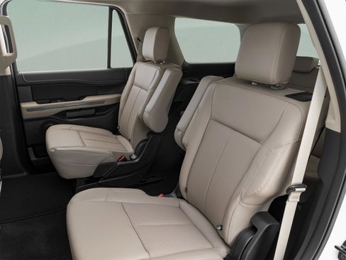 Used 2023 Ford Expedition XLT RWD image 17