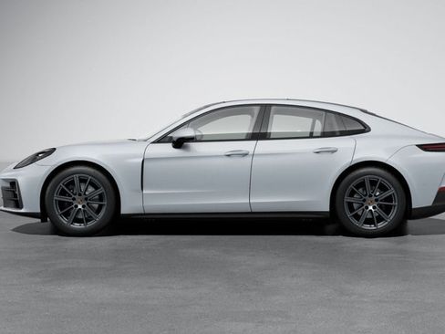 New 2026 Porsche Panamera 4 image 2