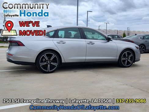 Used 2025 Honda Accord Sport image 8