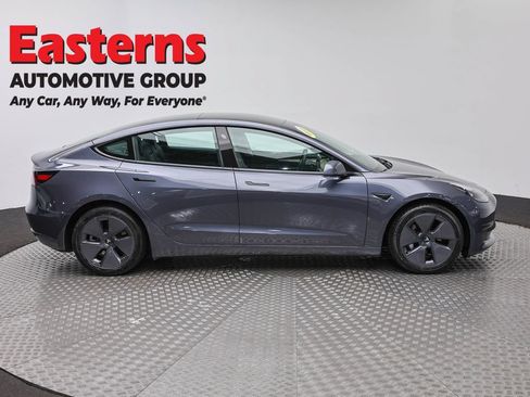 Used 2023 Tesla Model 3 Standard Range RWD image 3