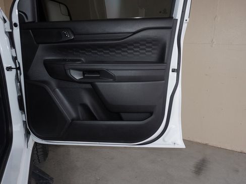 Used 2025 Ford Ranger XL image 42