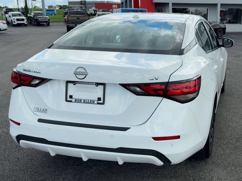 Used 2024 Nissan Sentra SV FWD image 6