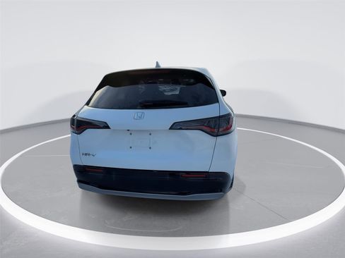 Used 2024 Honda HR-V EX-L image 6