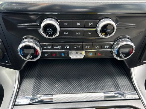 Used 2021 Ford F150 Limited image 30