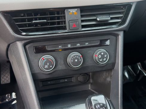 Certified 2022 Volkswagen Taos S FWD image 14