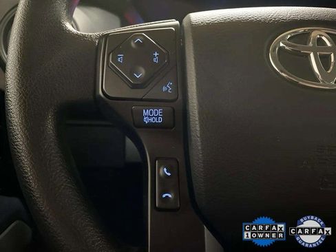 Used 2022 Toyota Tacoma SR image 33