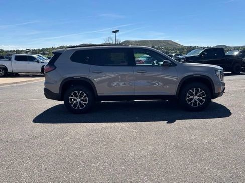 New 2026 GMC Acadia AT4 w/ Luxury Package AWD/4WD image 7