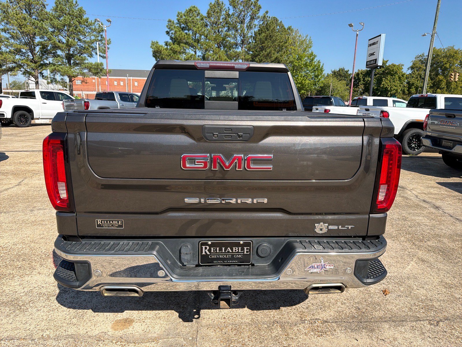 Used 2020 GMC Sierra 1500 SLT w/ SLT Premium Plus Package AWD/4WD image 5