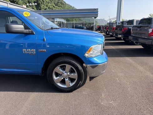 Used 2023 RAM 1500 Classic SLT AWD/4WD image 2