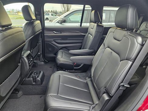 New 2025 Jeep Grand Cherokee L Limited w/ Trailer Tow Package image 29