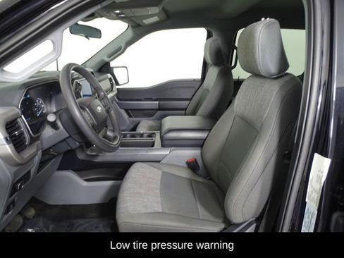 Used 2022 Ford F150 XLT w/ Trailer Tow Package image 9