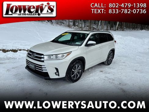 Used 2017 Toyota Highlander XLE image 1
