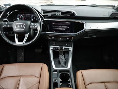 Used 2022 Audi Q3 2.0T Premium w/ Convenience Package image 27