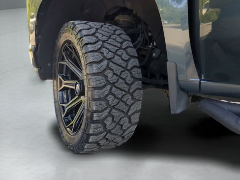 Used 2019 Chevrolet Silverado 1500 Custom Trail Boss w/ Custom Convenience Package AWD/4WD image 69