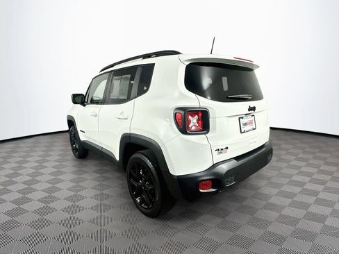Certified 2022 Jeep Renegade Altitude w/ Convenience Group AWD/4WD image 8