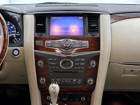 Used 2016 INFINITI QX80 4WD w/ Deluxe Technology Package image 12
