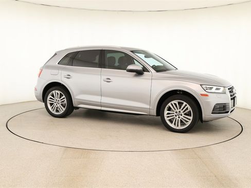 Used 2019 Audi Q5 2.0T Premium Plus image 9