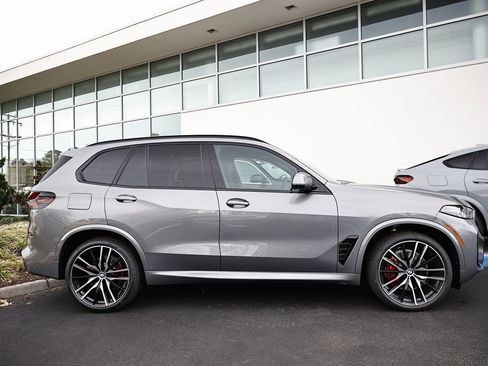 New 2026 BMW X5 xDrive40i w/ M Sport Package image 4