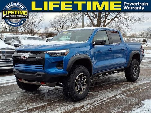 Used 2024 Chevrolet Colorado ZR2 image 1