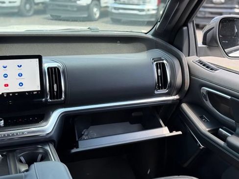 New 2026 Ford Expedition Platinum w/ Stealth Performance Package AWD/4WD image 41