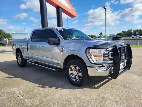 Used 2022 Ford F150 XLT w/ Equipment Group 301A Mid AWD/4WD image 19