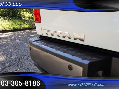 Used 2019 Nissan Titan PRO-4X w/ Pro-4x Convenience Package AWD/4WD image 34
