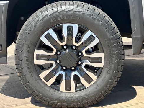 Used 2024 GMC Sierra 2500 Denali Ultimate w/ Max Trailering Package AWD/4WD image 34