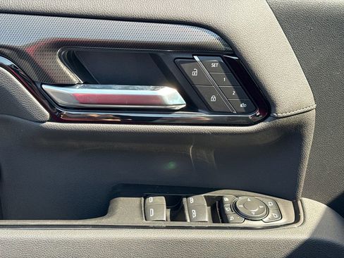 New 2026 GMC Sierra 2500 AT4 w/ AT4 Premium Plus Package AWD/4WD image 17