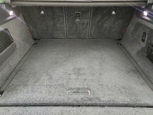 Used 2023 Land Rover Range Rover SE image 15