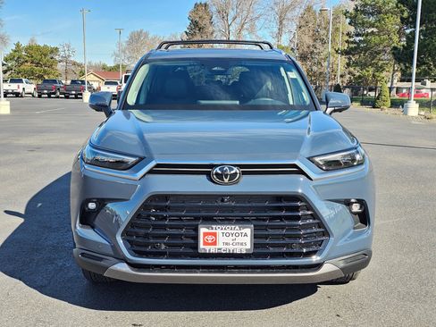 Used 2026 Toyota Grand Highlander Limited AWD/4WD image 71