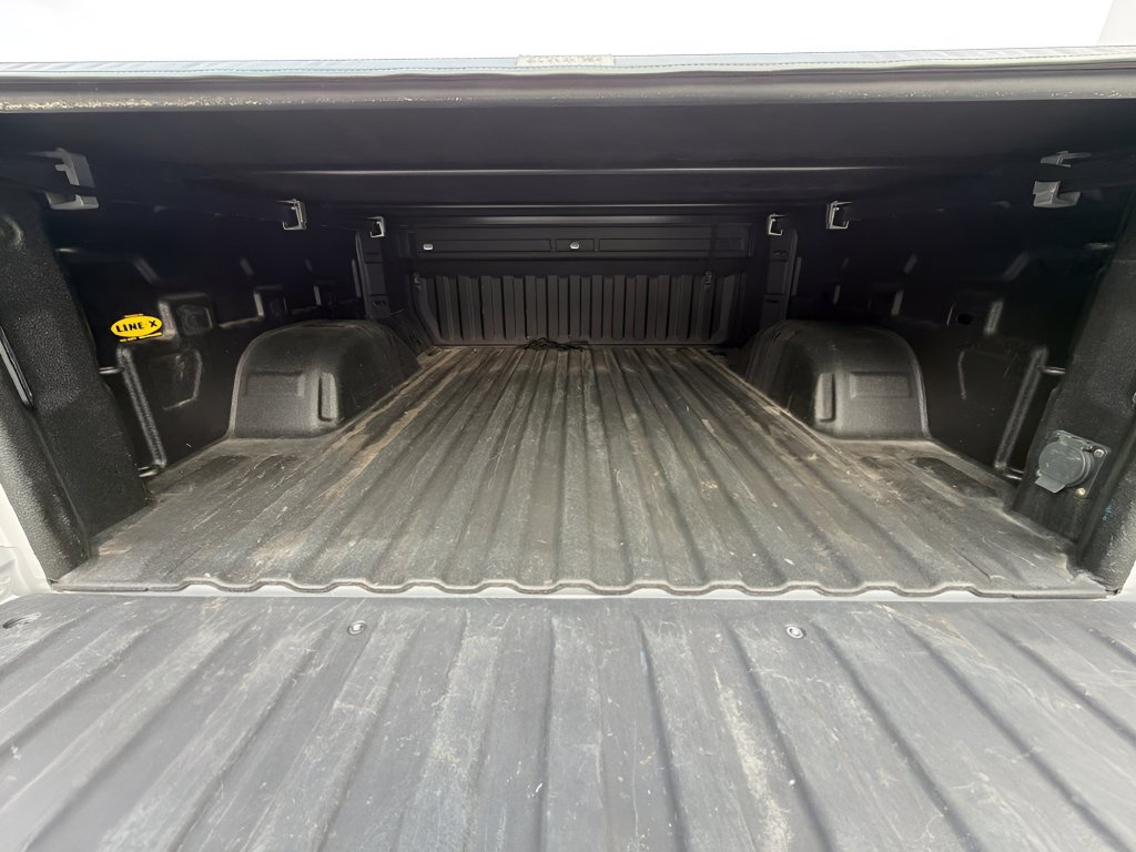 Used 2021 Chevrolet Silverado 1500 LT Trail Boss w/ Convenience Package II AWD/4WD image 23