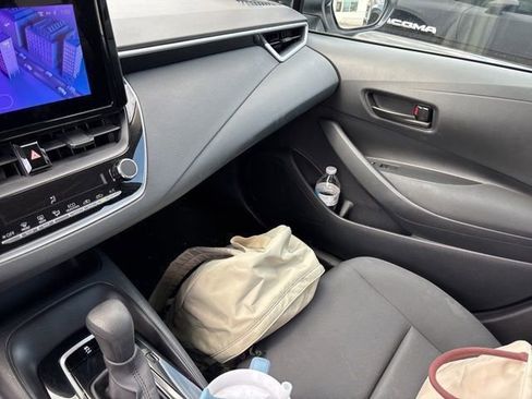 Used 2023 Toyota Corolla LE image 6