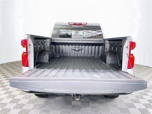 Used 2025 Chevrolet Silverado 1500 ZR2 w/ Technology Package AWD/4WD image 29